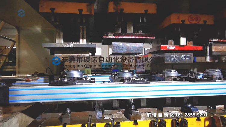 工業(yè)機(jī)器人